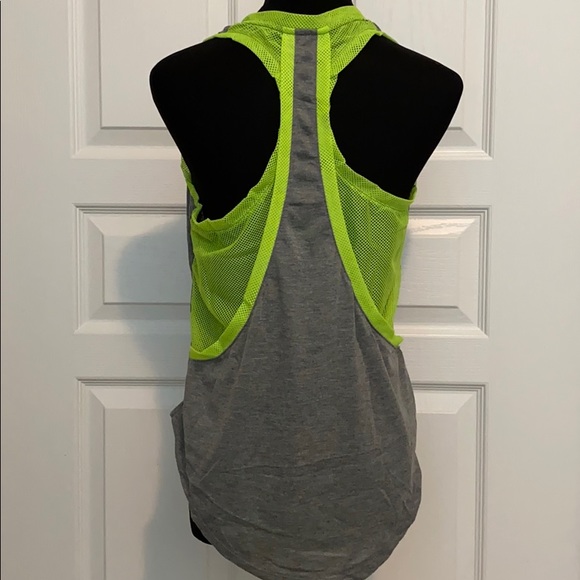 🔥3/$10🔥 Brand new sport tank tops! 4 colors! - Picture 1 of 8